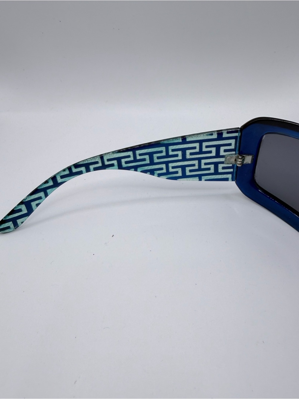 Vintage Y2K Blue Geometric Oversized Sunglasses Designer Inspired - Picture 7 of 7
